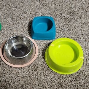 Colorful Pet Bowls Set